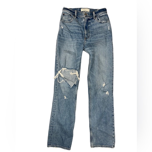 Abercrombie & Fitch Denim - SOLD Abercrombie & Fitch 90’s straight ultra high rise jeans